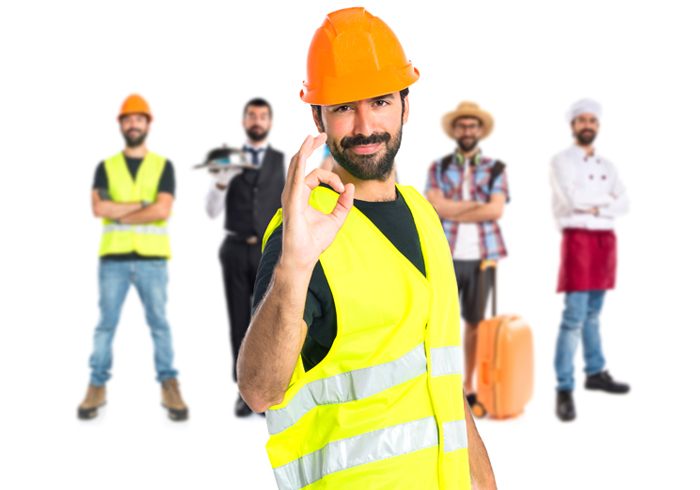 safety-workwear-workman-making-ok-sign