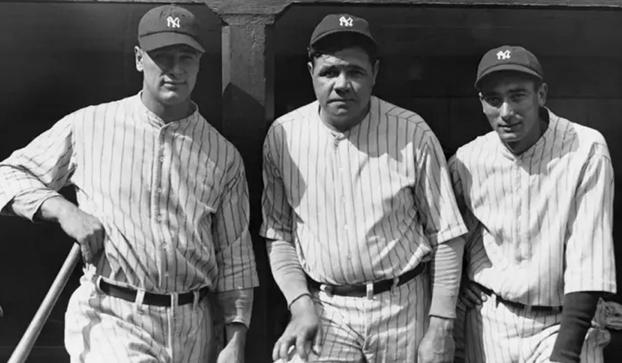 THE-PINSTRIPE-PARADE-(MID-1900S)-AND-BASEBALL